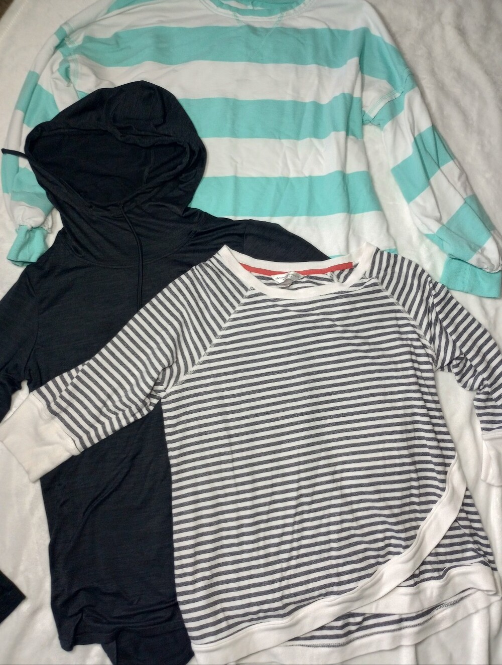 Women's sz Large Lot Reebok Black Pullover Hoodie Cabana Striped Long Sleeve Tee